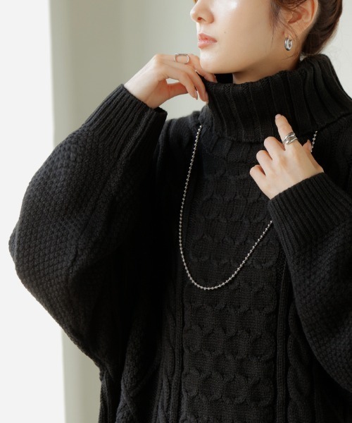 HUG.U（ハグユー） ニット セーター ハイネックケーブルニット