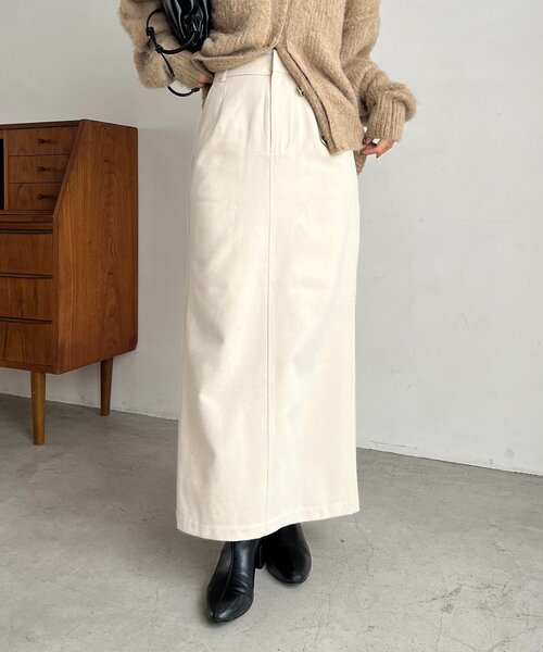 オンライン品薄！新品★ピーチタッチIラインスカート【エクリュ PS 低身長】 CAPRICIEUX LE'MAGE（カプリシューレマージュ） スカート ピーチタッチ