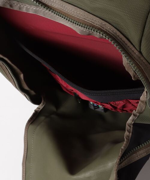 「KLATTERMUSEN」 リュック - グリーン メンズ_画像2