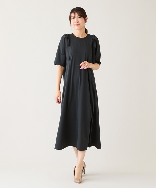 ワンピース 「ラッシュガード素材使用」「UVcare/伸縮性/速乾性/軽量」Aラインワンピースの画像