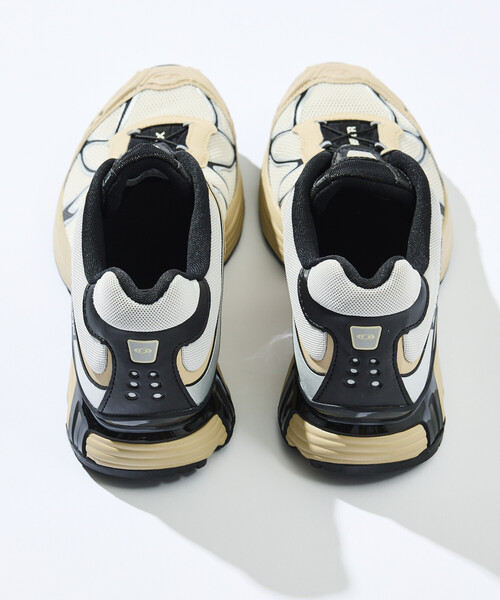 SALOMON（サロモン） スニーカー 「国内販路限定 / EXCLUSIVE」XT