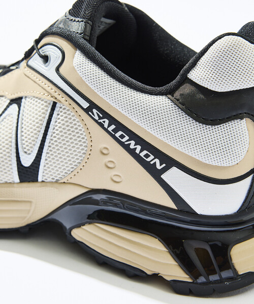 SALOMON（サロモン） スニーカー 「国内販路限定 / EXCLUSIVE」XT