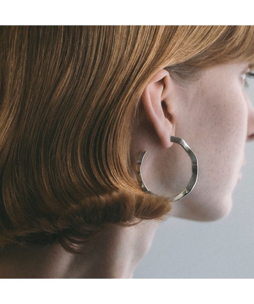 IRIS47（イリスフォーセブン） ピアス 「IRIS 47」wavy pierce L 