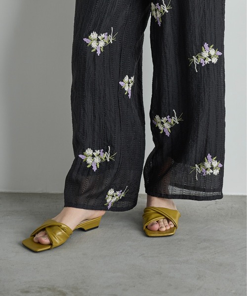 ガーデンエンブロイダリーパンツ Mサイズ 20%OFF】garden embroidery pants～ｶﾞｰﾃﾞﾝｴﾝﾌﾞﾛｲﾀﾞﾘｰﾊﾟﾝﾂ