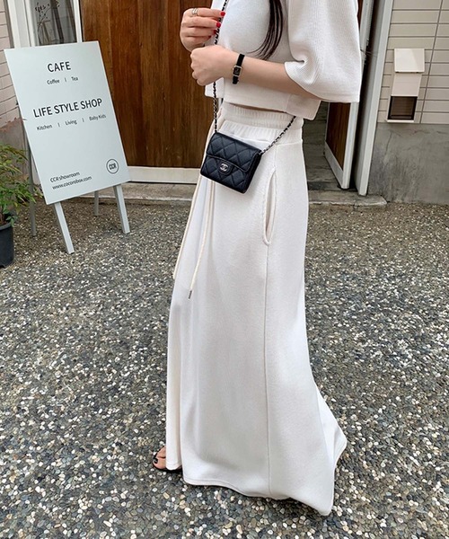 セットアップ クロップドトップス＆ロングスカート レディース
