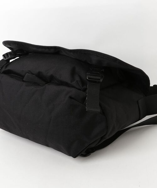 「Manhattan Portage」 ワンポイントメッセンジャーバッグ - ブラック メンズ_画像3