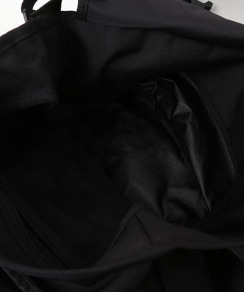 「Manhattan Portage」 ワンポイントメッセンジャーバッグ - ブラック メンズ_画像4