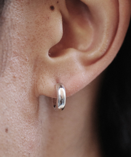 syu.homme hope pierce ピアス　シルバー SYU.HOMME/FEMM（シュウ オム フェム）のSafety pin pierce for