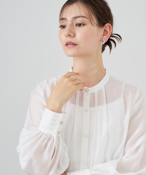 美品AMAYI アナイ オーガンジーパフスリーブ ブラウス　ホワイト Mサイズ ANAYI ブラウス シャツ オーガンジーパフスリーブ レディース