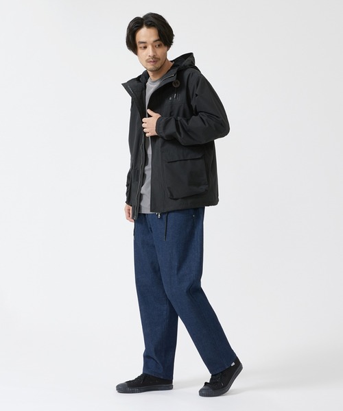 【美品】COCOLO アノラック ナイロンジャケット ワンポイントロゴ 黒 L LOGOS ナイロンジャケット 「CAMP LOGOS/キャンプロゴス