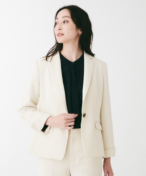 新品•未使用)UNTITLED アイボリー テーラードジャケット 未使用タグ付き UNTITLED（アンタイトル） ジャケット テーラードジャケット ダブル