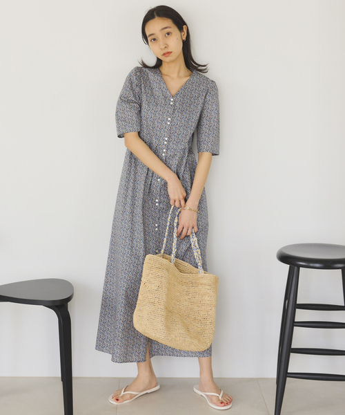 「SLOBE IENA」 半袖ワンピース「LIBERTYコラボ」 - ブルー レディースの画像