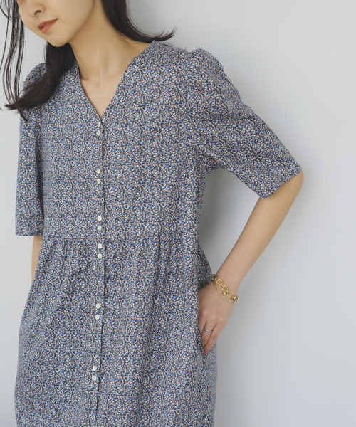 「SLOBE IENA」 半袖ワンピース「LIBERTYコラボ」 - ブルー レディースの画像