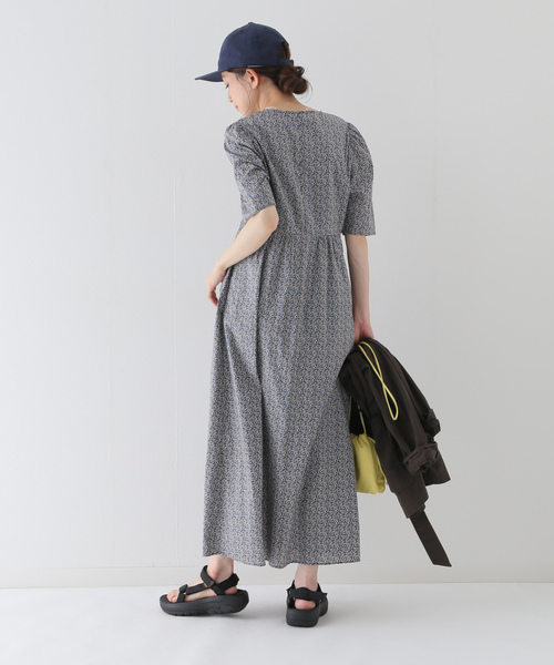 「SLOBE IENA」 半袖ワンピース「LIBERTYコラボ」 - ブルー レディースの画像