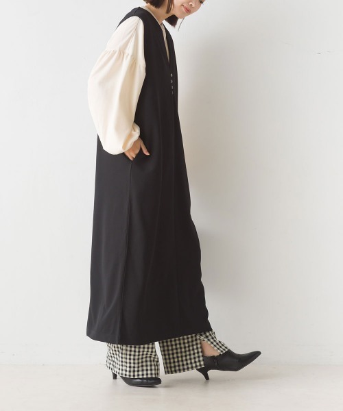 「OMNES」 ノースリーブワンピース FREE グレイッシュベージュ レディース_画像3