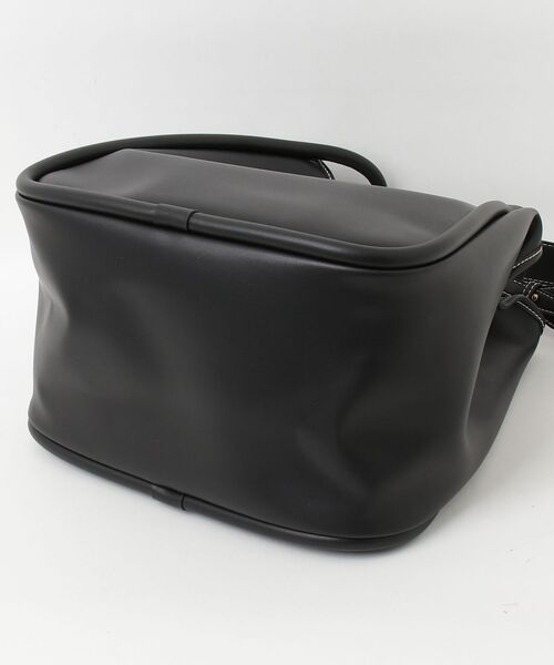 CHARLES ＆ KEITH（チャールズ&キース） 「CHARLES & KEITH」 トート