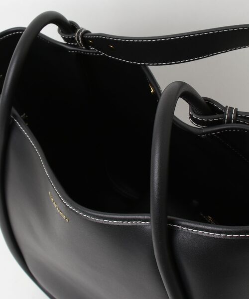 CHARLES ＆ KEITH（チャールズ&キース） 「CHARLES & KEITH」 トート