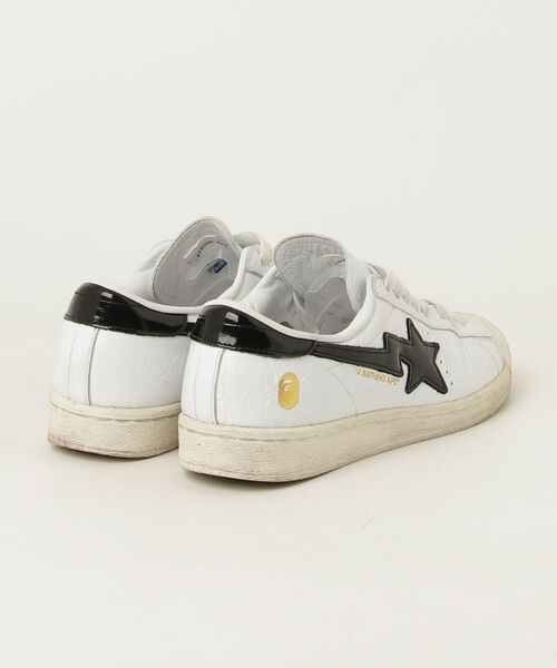 A BATHING APE（アベイシングエイプ） ローカットスニーカー「adidas