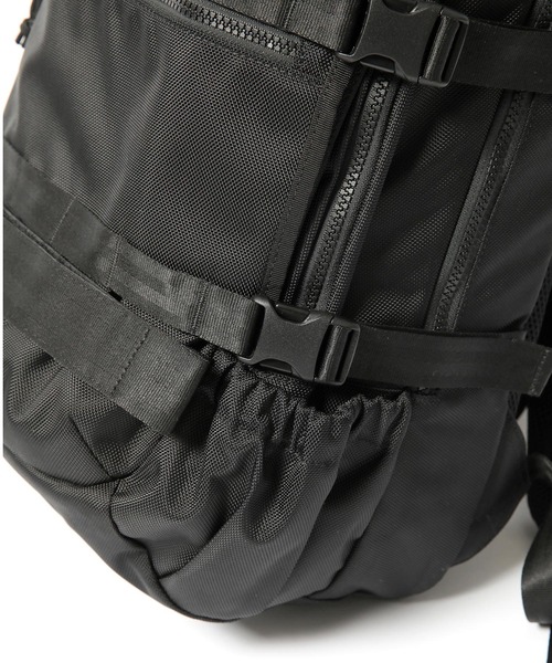 NEW ERA（ニューエラ） リュック「XLARGEコラボ」 ONE SIZE ブラック