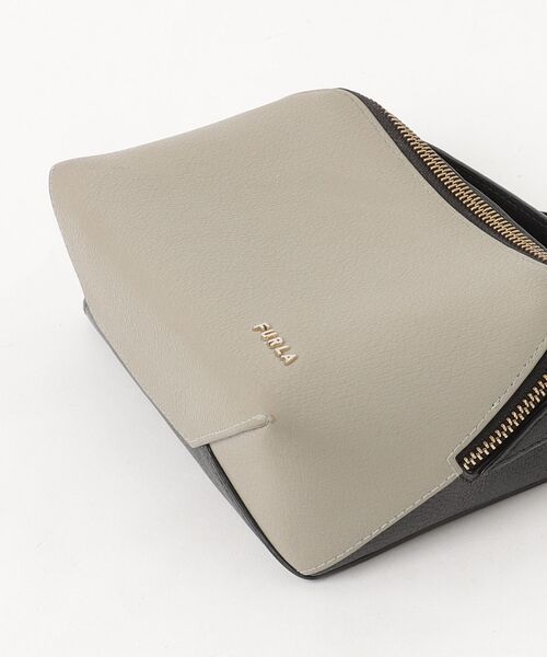 「FURLA」 ショルダーバッグ ONE SIZE グレー レディースの画像