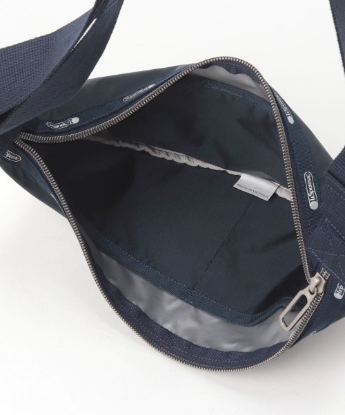 ダークブルー メッセンジャーバッグ ショルダーバッグ バッグ ESSENTIAL SLING ダークブルーC