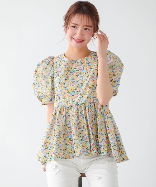 ブラウス シャツ 花柄ペプラムボリュームスリーブトップス レディース Fit more ブラウス シャツ 花柄ペプラムボリュームスリーブ