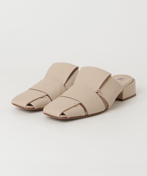 【最終価格】未使用級FABIORUSCONI 38フラットサンダル ベージュ ○ファビオルスコーニ FABIO RUSCONI フラットサンダル （オフ