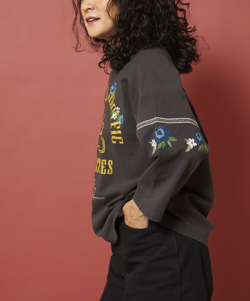 Freada tシャツ Freada/フリーダ クロスステッチフットボールT
