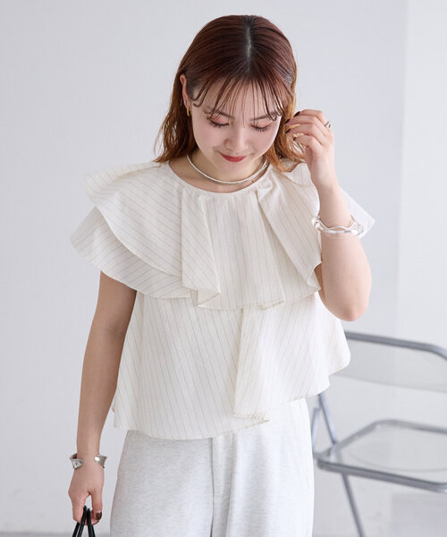 即完売　アシメフリルブラウス　オフホワイト スタンド襟フリルブラウス | kawaii | axes femme online shop