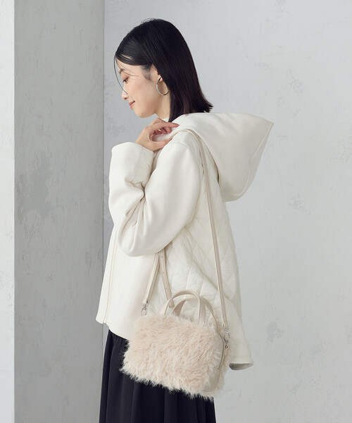 MONO COMME CA（モノコムサ） ボストンバッグ 2WAY フェイクファー