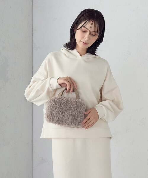 MONO COMME CA（モノコムサ） ボストンバッグ 2WAY フェイクファー