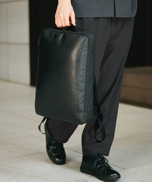 UNITED TOKYO（ユナイテッドトウキョウ） デイバック リュック レザー