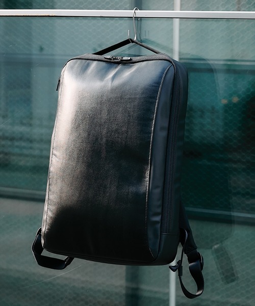 UNITED TOKYO バックパック UNITED TOKYO（ユナイテッドトウキョウ）の「レザーバックパック