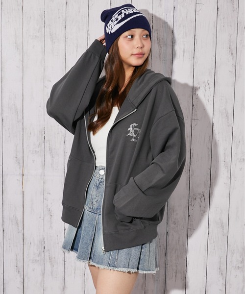 パーカー 「背中クロス×ロゴ×胸ワンポイントロゴ」裏毛ジップパーカー