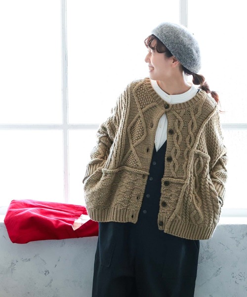 soulberry（ソウルベリー） カーディガン パッチワークなニットの