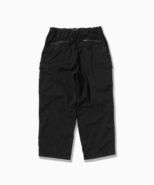 パンツ 「and wander」ROA garment dye nylon pants メンズの画像
