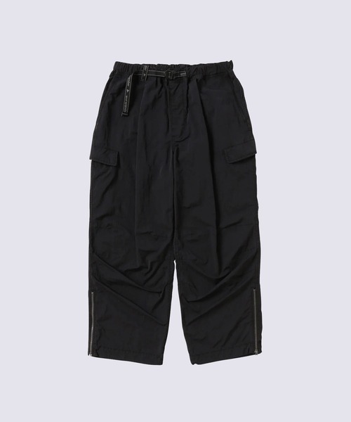 パンツ 「and wander」ROA garment dye nylon pants メンズの画像