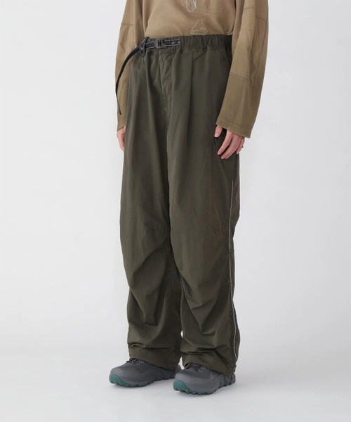 and wander（アンドワンダー） パンツ 「and wander」ROA garment dye