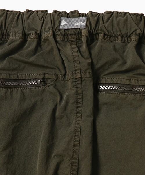 パンツ 「and wander」ROA garment dye nylon pants メンズの画像