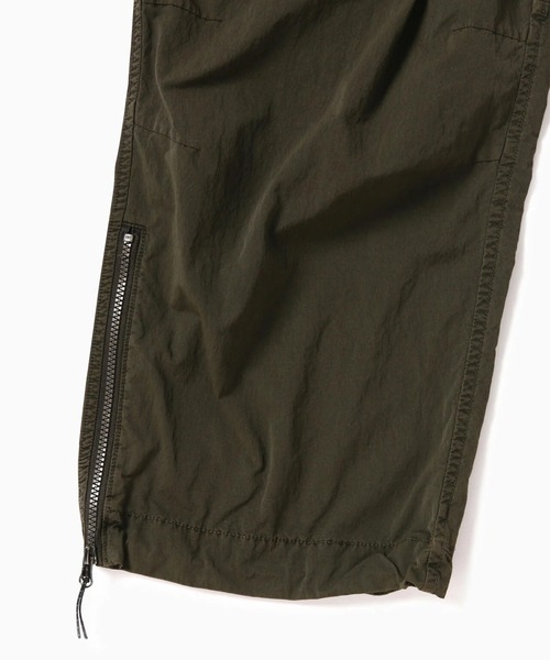 パンツ 「and wander」ROA garment dye nylon pants メンズの画像