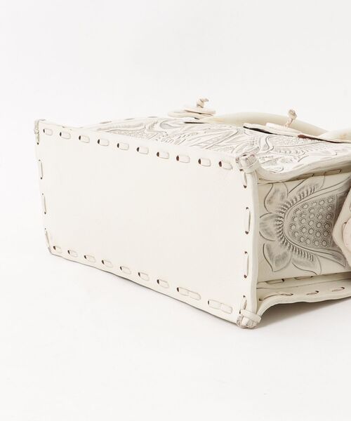 「CARVING TRIBES」 ハンドバッグ - ベージュ レディース_画像3