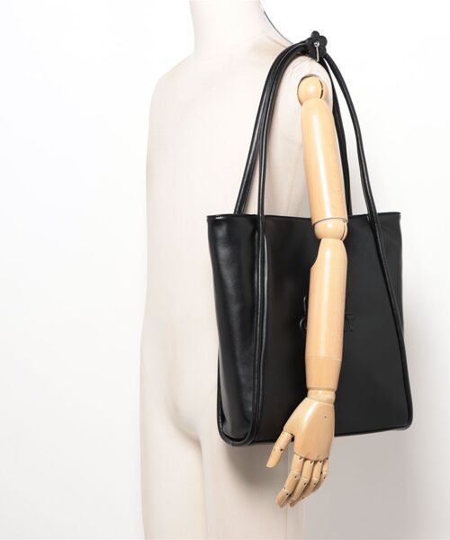 MARY QUANT（マリークヮント） トートバッグ マリークワント デイジー