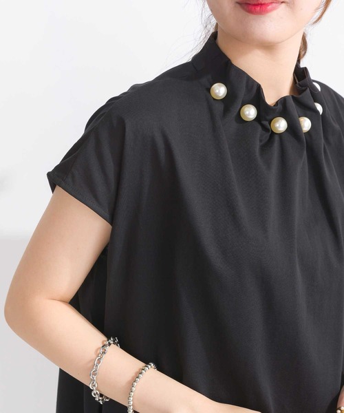 ピッチン　襟　パール　ペプラムカットソー PICCIN PERLA（ピッチンペルラ）の「襟パールペプラムカットソー