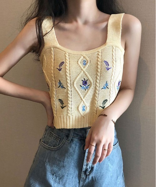 Lサイズ クリーム色 赤い花刺繍キャミソール キャミソール 花柄 刺繍 ショート : ZOZOTOWN Yahoo!店 - 通販