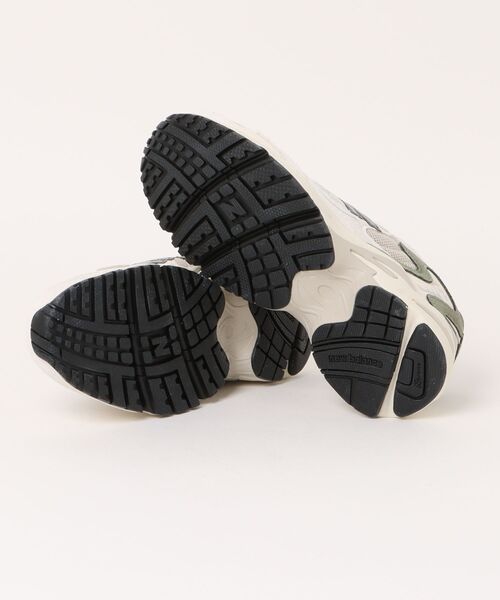 New Balance 725 28.5cmスニーカー グレー/ブラック NEW BALANCE（ニューバランス）の「NEW BALANCE ニューバランス