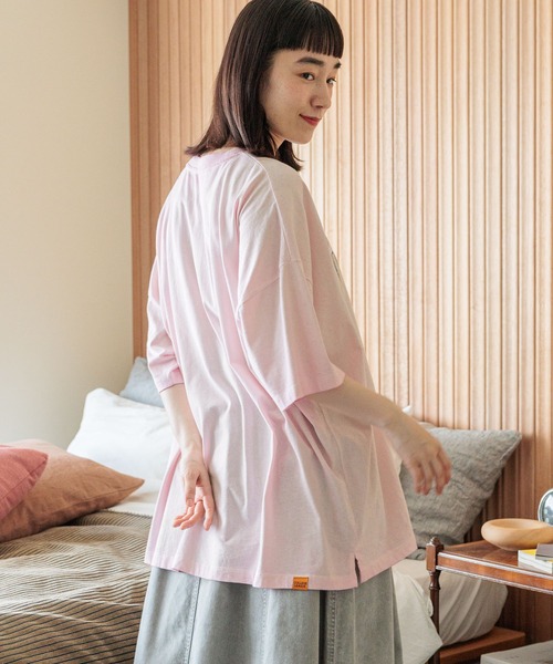 niko and… tシャツ フェードロゴチュニックTシャツ レディース