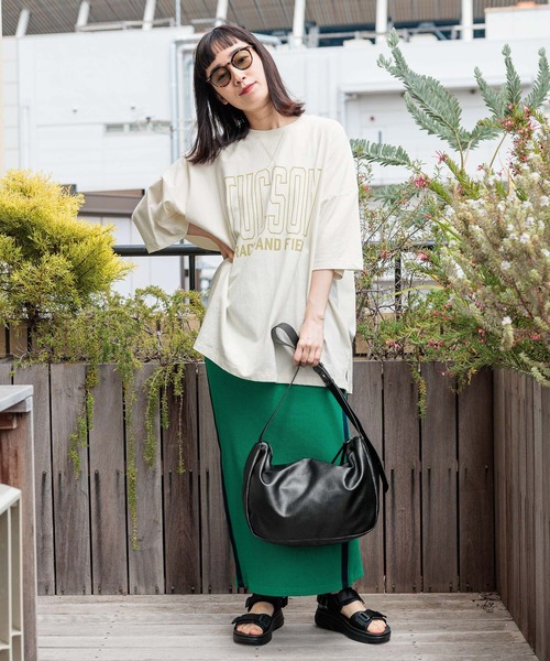 ニコアンド 新品未使用 フェードロゴチュニックTシャツ セール】フェードロゴチュニックTシャツ（Tシャツ/カットソー