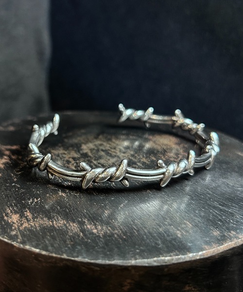 シルバー カーブデザイン バングル　Jouete シルバー デザイン バングル シルバー カーブデザイン バングル Jouete