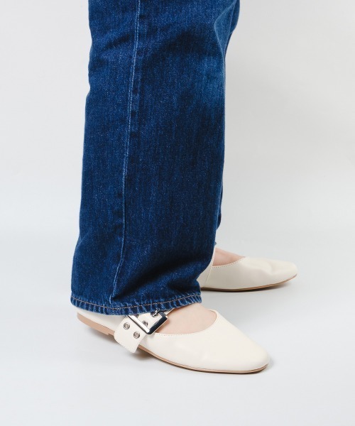 STEVE MADDEN（スティーブ・マデン） パンプス メタルバックルフラット