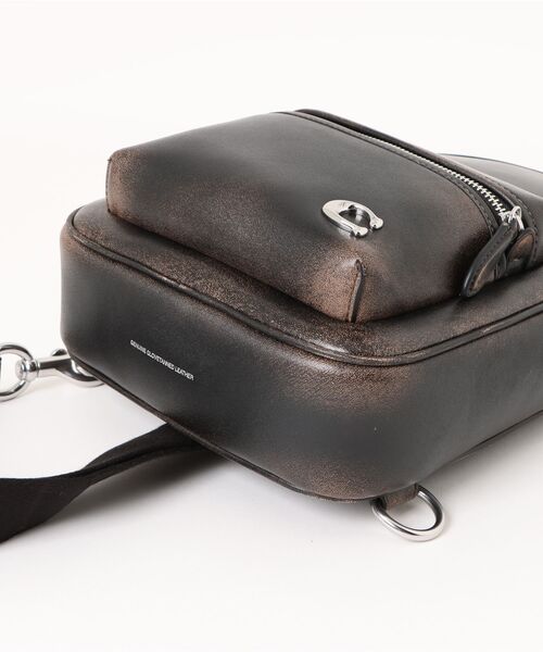 【即完 未使用 現行】コーチ　チャーター　ボディバッグ　ラブドレザー　濃茶 即完 未使用 現行】コーチ チャーター ボディバッグ ラブドレザー 濃茶